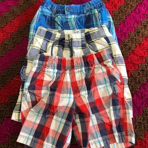 3T Plaid Short lot